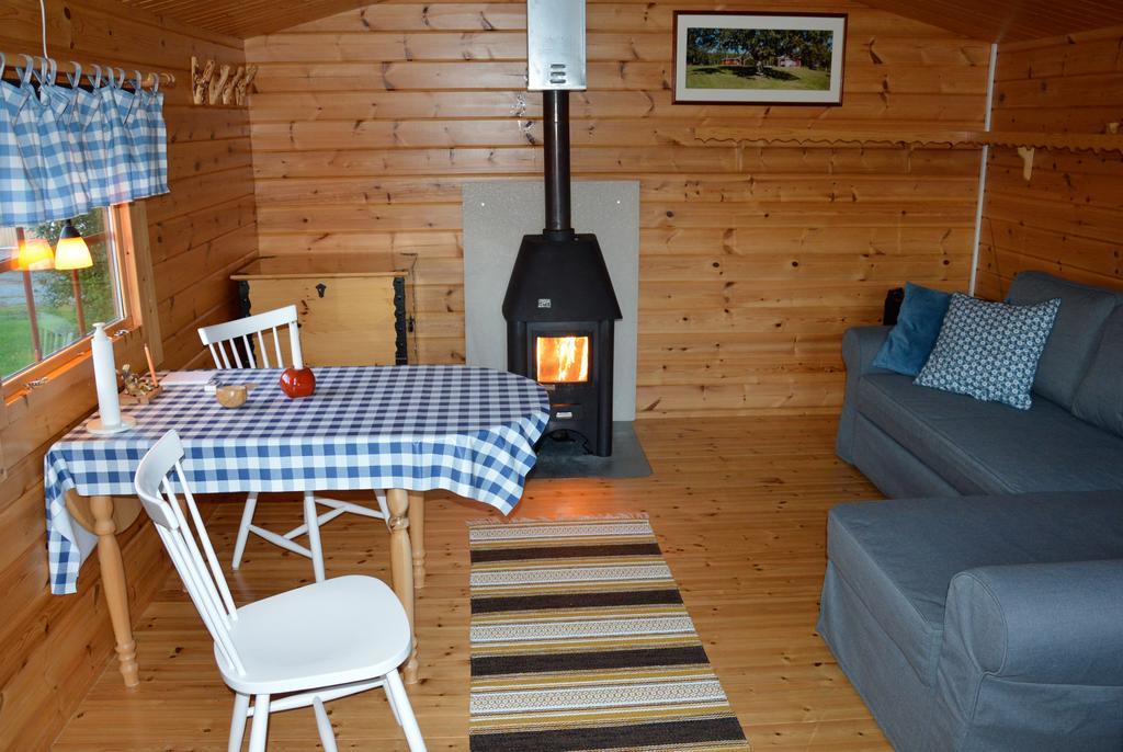 Stuga vid Hedenäsets stencafé Exteriör bild