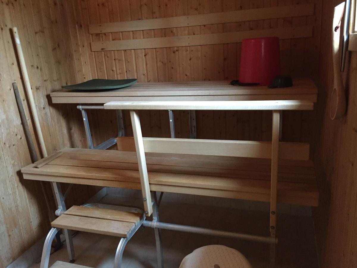 Stuga vid Hedenäsets stencafé Exteriör bild